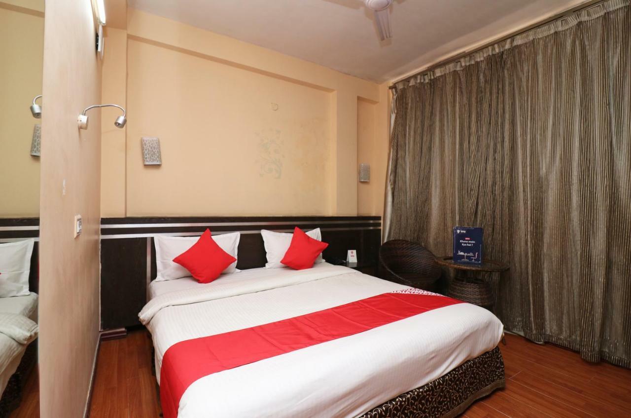 Oyo 22034 Hotel Kanisshk International Rourkela Bagian luar foto